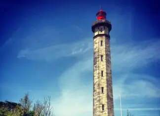 Faro de las Ballenas en la isla de Ré