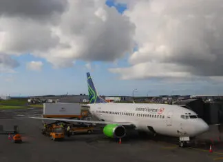 Cómo ir del aeropuerto de Keflavík a Reikiavik Avión de Iceland Express