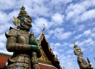Wat Phra Kaew y el Gran Palacio, la primera imagen de Bangkok Fotos del Wat Phra Kaew y el Gran Palacio de Bangkok, guardianes