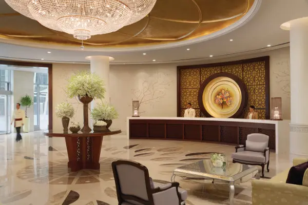 Shangri-La Hotel Doha, lujo y relax entre rascacielos Fotos Shangri-La Hotel Doha, Lobby
