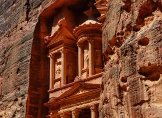 Visita a Petra en Jordania, porque los sueños están para cumplirse Fotos de Petra en Jordania, fachada de el Tesoro