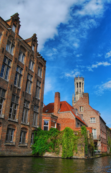 Fotos de Brujas, los canales