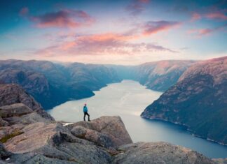 Viajar a Noruega: los lugares imprescindibles para visitar en los Fiordos Noruegos Sitios que ver en los Fiordos de Noruega