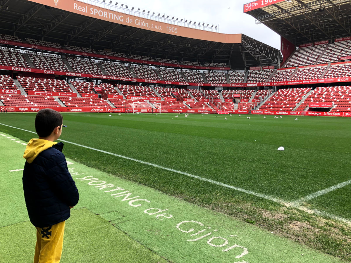 Gijon con niños, Oriol en El Molinon