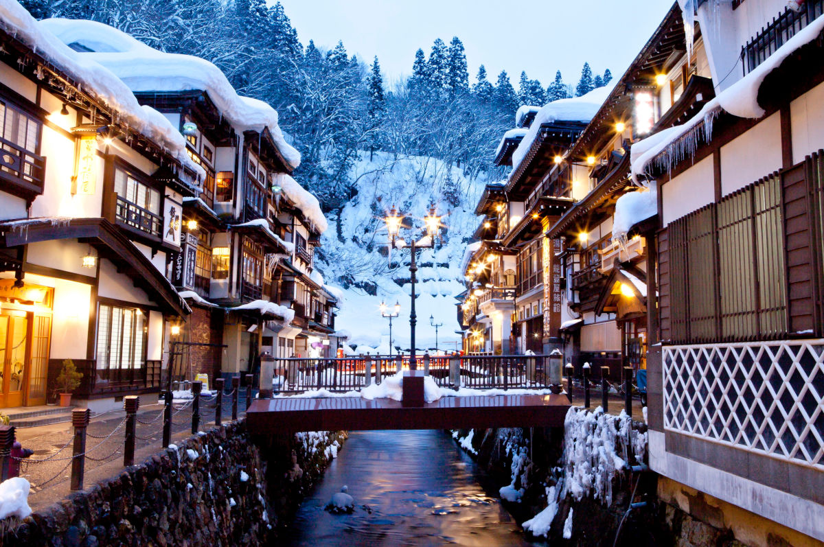 Los baños termales del Ginzan Onsen en Yamagata, Japon