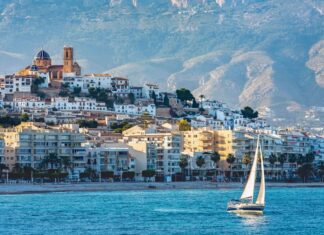 Las mejores playas de Altea: calas y arenales para disfrutar del verano Playas de Altea abiertas este verano