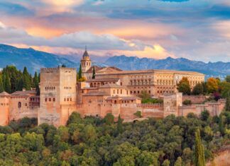 Trucos para hacer la visita guiada a la alhambra de Granada