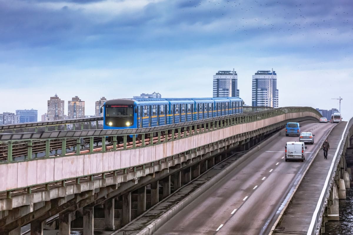 monorail airtrain jfk ny manhattan