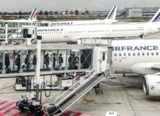 Aviones de Air France en el aeropuerto Charles de Gaulle de Paris