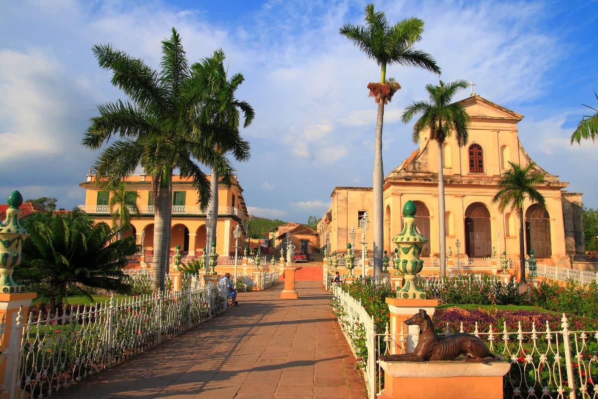 La Plaza Mayor de Trinidad en Cuba
