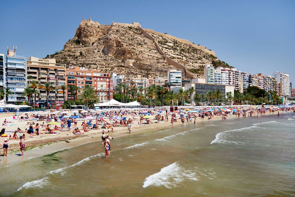 La playa del Postiguet de Alicante
