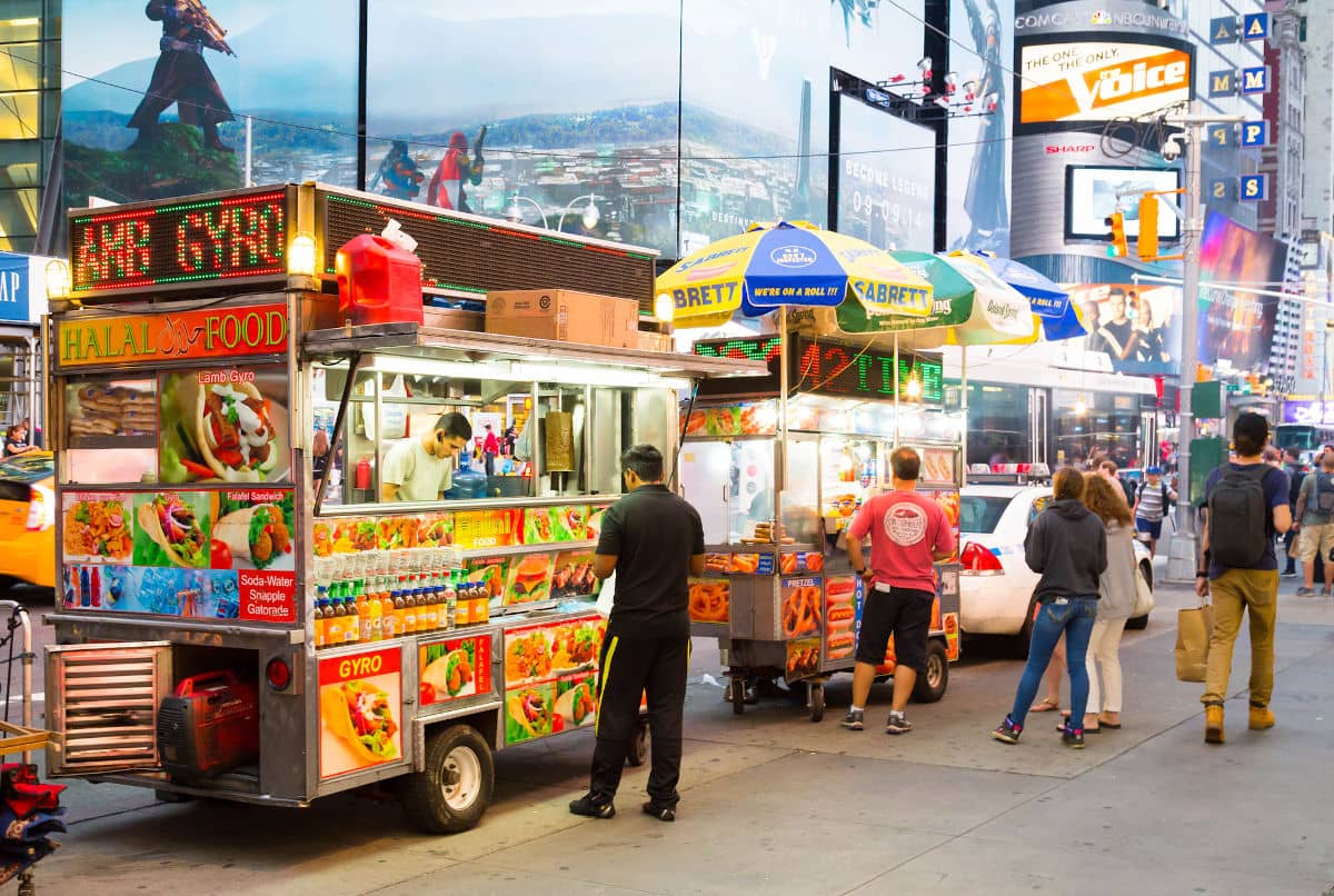 Los inconfundibles food trucks de Nueva York