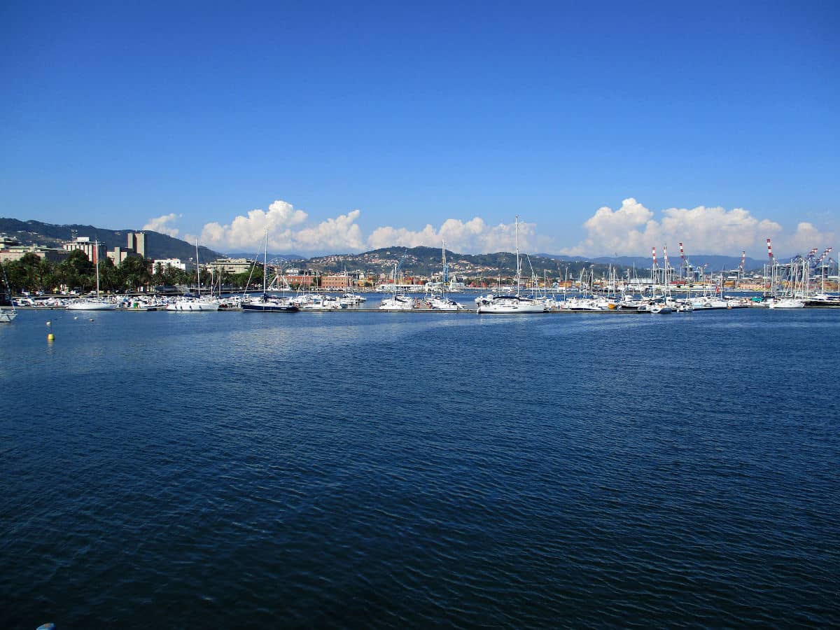 Puerto deportivo de La Spezia en Italia