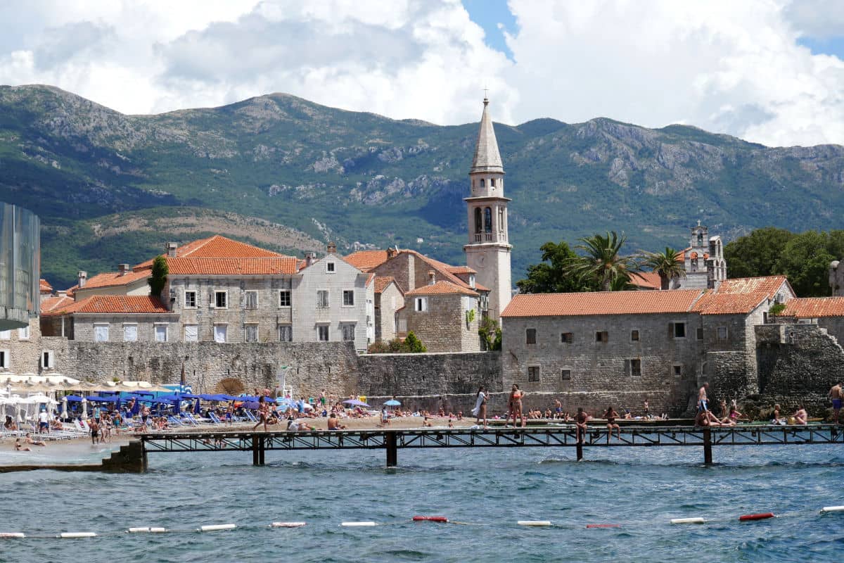 Budva es una de las mejores excursiones desde Kotor
