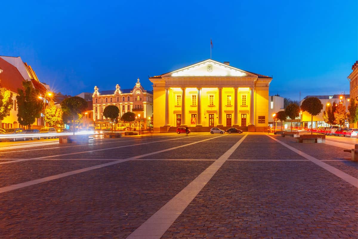 El corazón de Vilna, su Plaza del Ayuntamiento