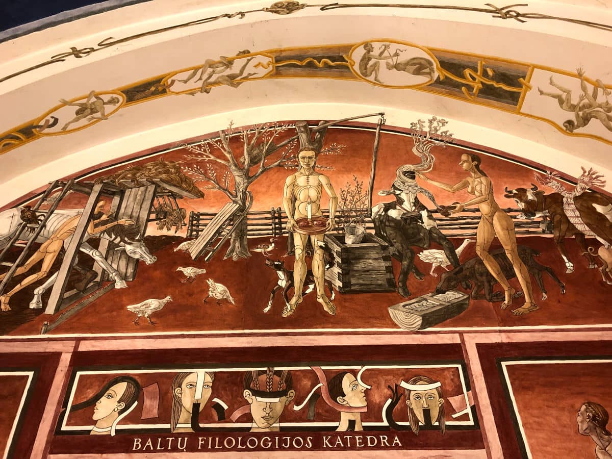 El mural de la mitología lituana en la Universidad de Vilna
