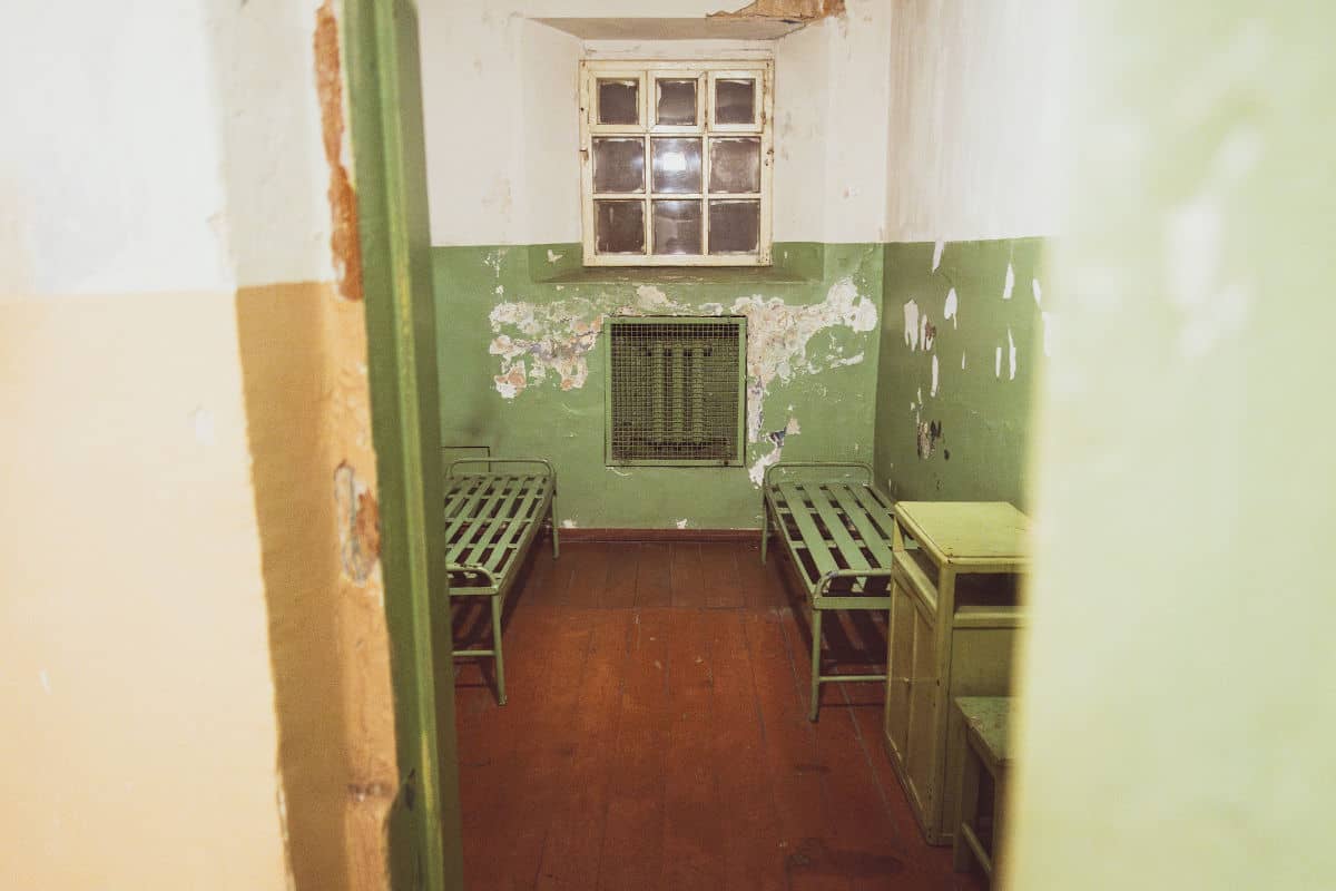 Las celdas del Museo del Genocidio de Vilna