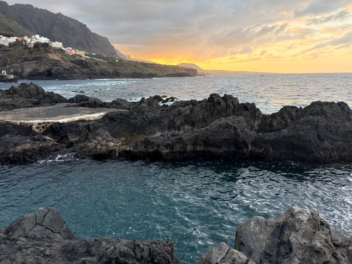 Atardecer en las piscinas naturales de Garachico