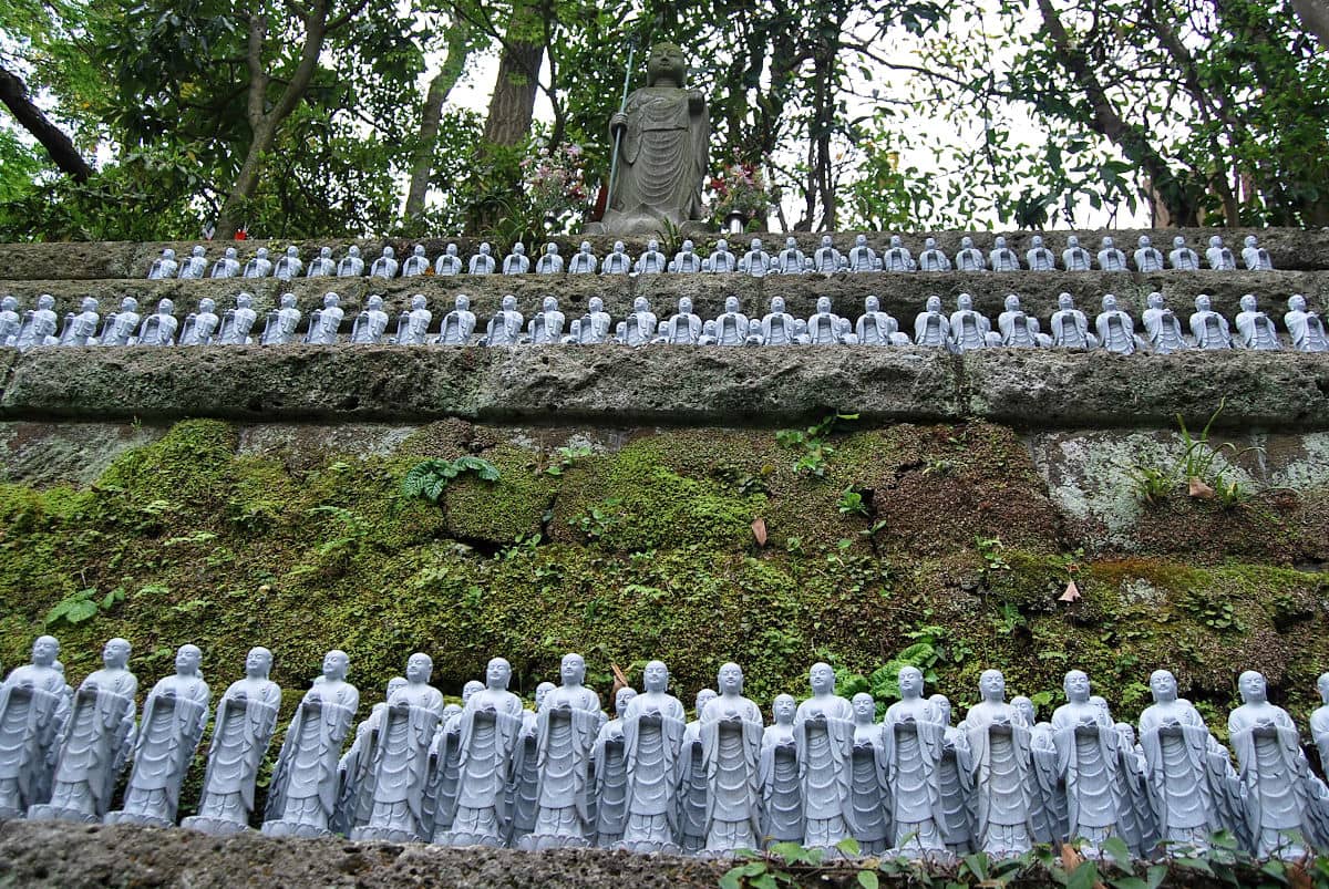 Estatuas de Jizo en el Hase-dera de Kamakura