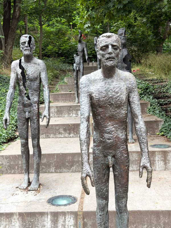 Estatuas del Monumento a las Víctimas del Comunismo en Praga