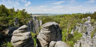 Rocas Prachov: guía completa para visitar el laberinto de piedra del Paraíso Checo Las Rocas Prachov en República Checa