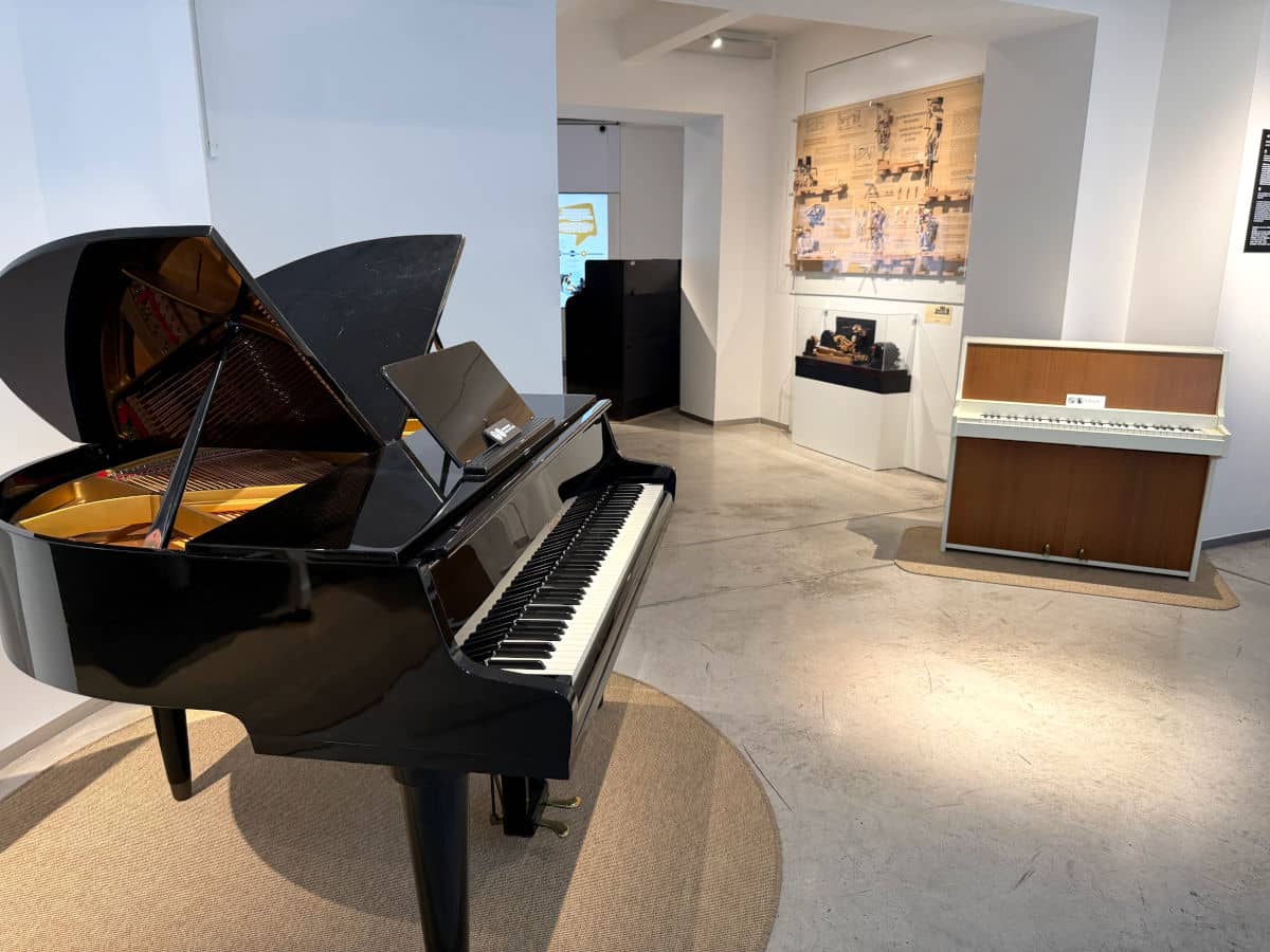 Los célebres pianos del Museo PETROF