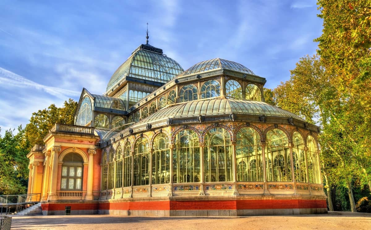El Palacio de Cristal en el Parque del Retiro de Madrid