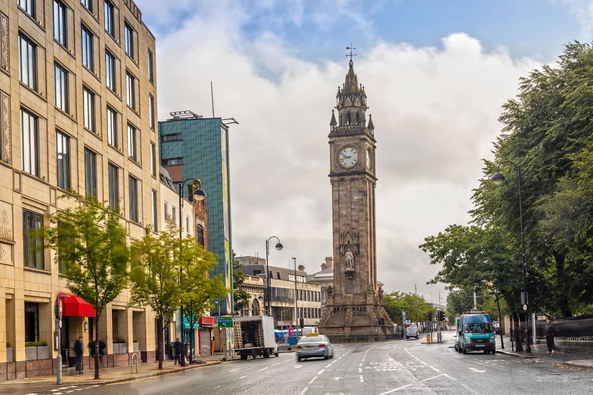 El Albert Memorial Clock en Belfast