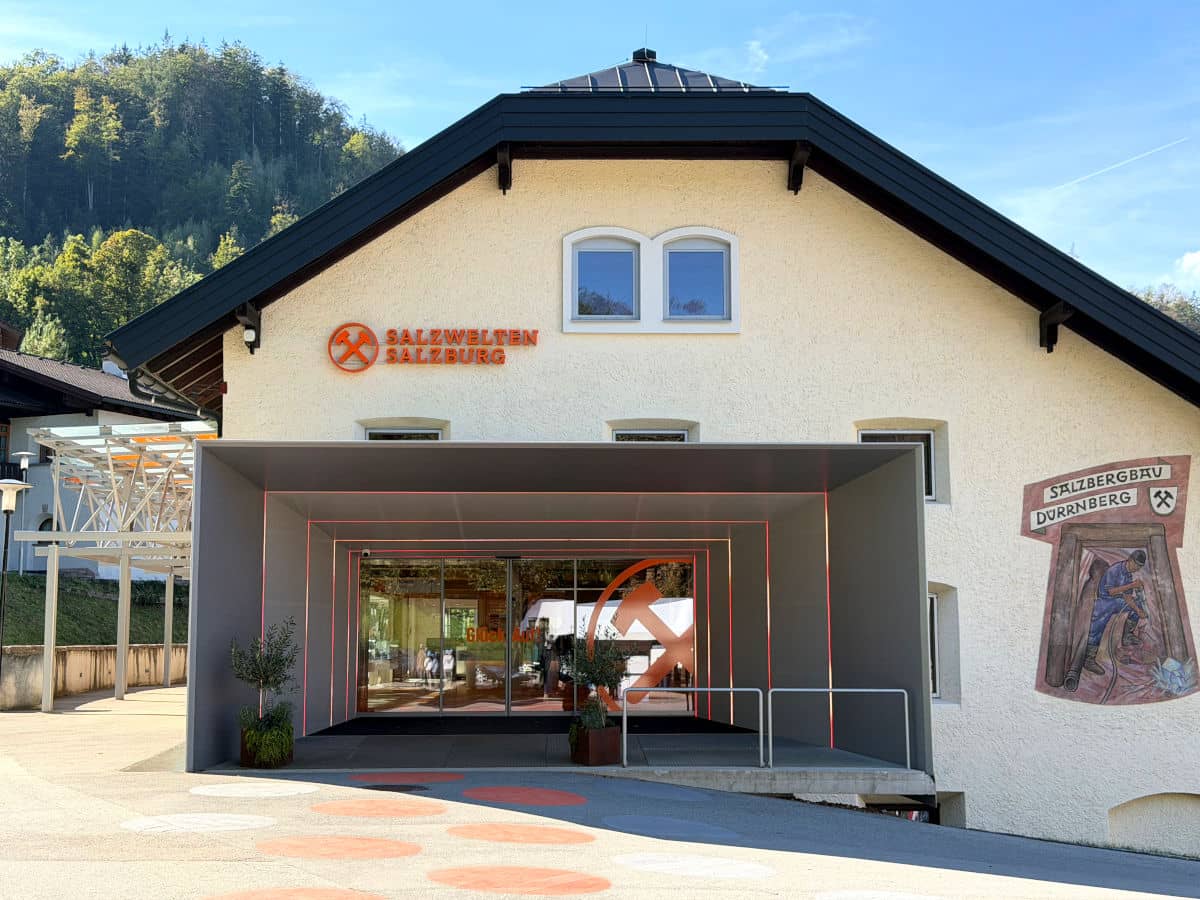 Entrada a la mina de sal de Salzwelten Salzburg
