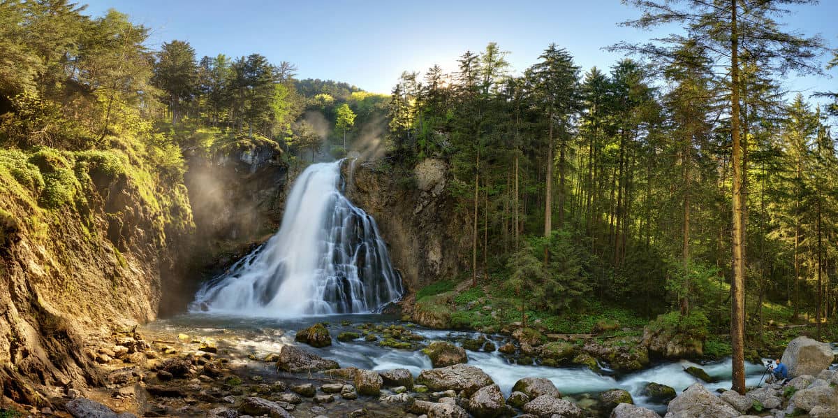 Tras una pequeña ruta llegas a la cascada de Golling