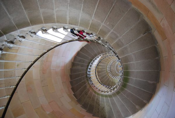 Escaleras del Faro de las Ballenas en la isla de Ré Escaleras del Faro de las Ballenas en la isla de Ré