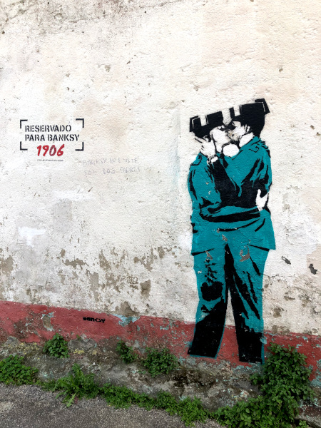 Fotos de Ferrol en Galicia, Guardia Civil Banksy
