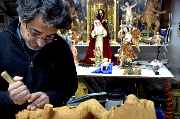 Fotos de Priego de Cordoba, Fernando Cobo tallista