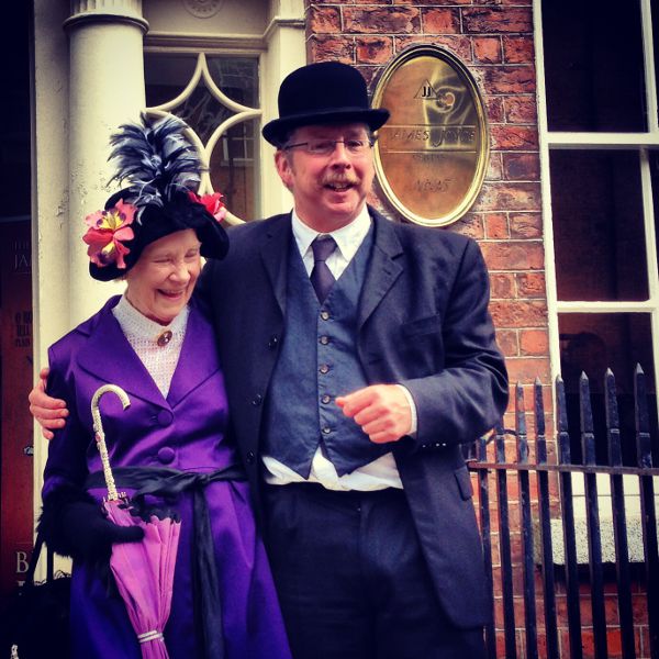 Les Doherty interpretando a Leopold Bloom
