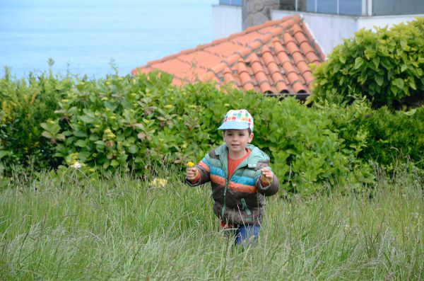 Teo en el mirador de San Roque de Lastres